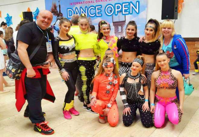 Članice Plesnog kluba "Balerina" nastupale su u više kategorija i osvojile više nagrada