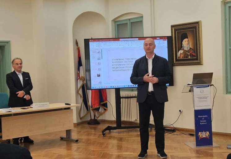 Pokrajinski sekretar za privredu i turizam dr Nenad Ivanišević, otvorio je u Sremskim Karlovcima stručnu Konferenciju posvećenu turizmu i kulturnom nasleđu, a koja obuhvata aspekte tradicije inovacija i globalnih izazova u ovoj rastućoj privrednoj grani
