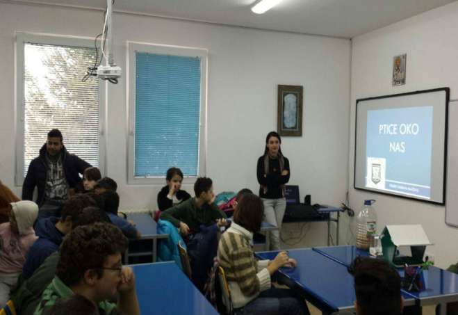 Danas je predavanje o pticama održano u školi Mara Mandić u Pančevu