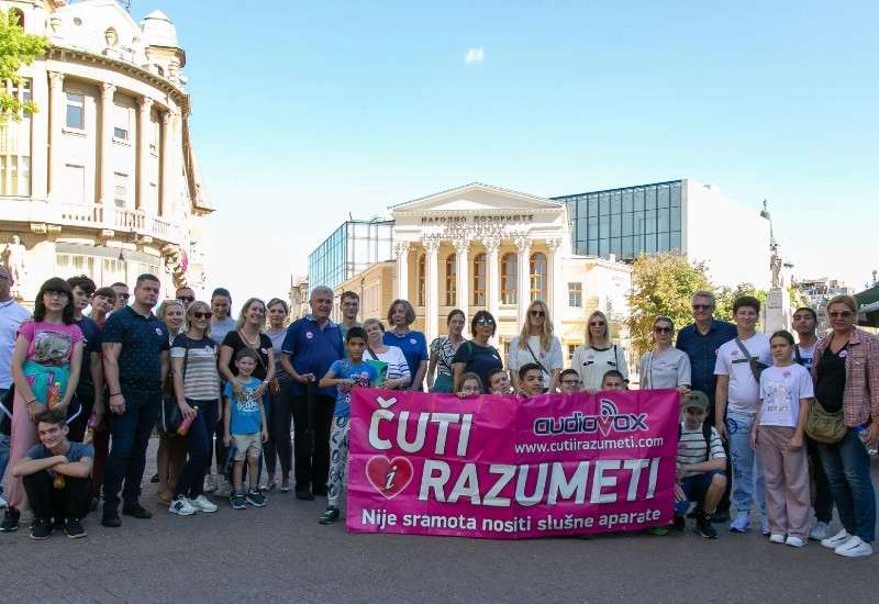 Ovu humanitarnu akciju organizovala je kompanija &bdquo;Audiovox&ldquo; ove godine u saradnji sa &scaron;kolom &bdquo;Dositej Obradović&ldquo; iz Subotice